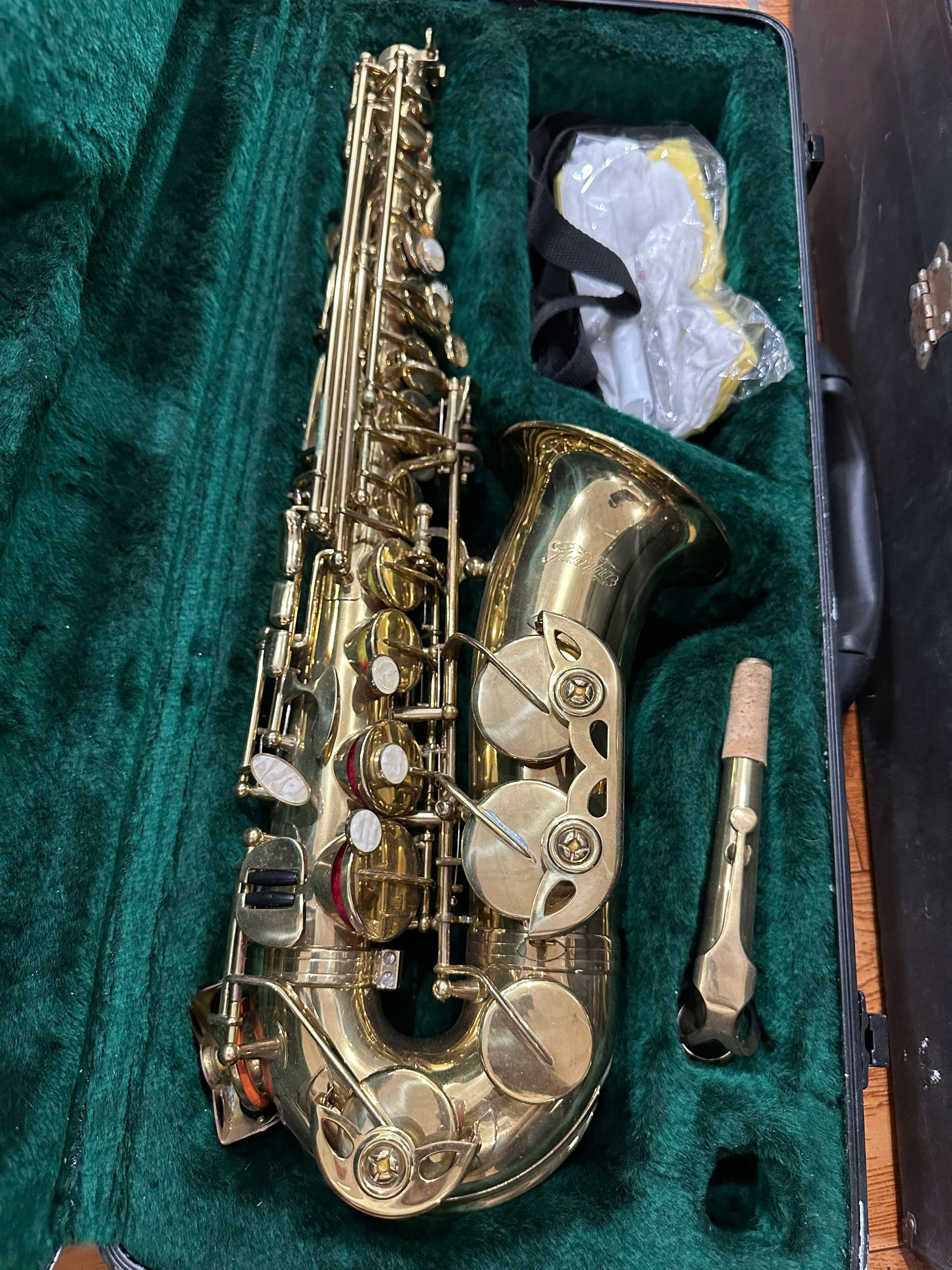 Kèn Saxophone Alto Kaerntner Nhật Nội Địa – Dễ Chơi, Âm Thanh Ổn Định ( CŨ)